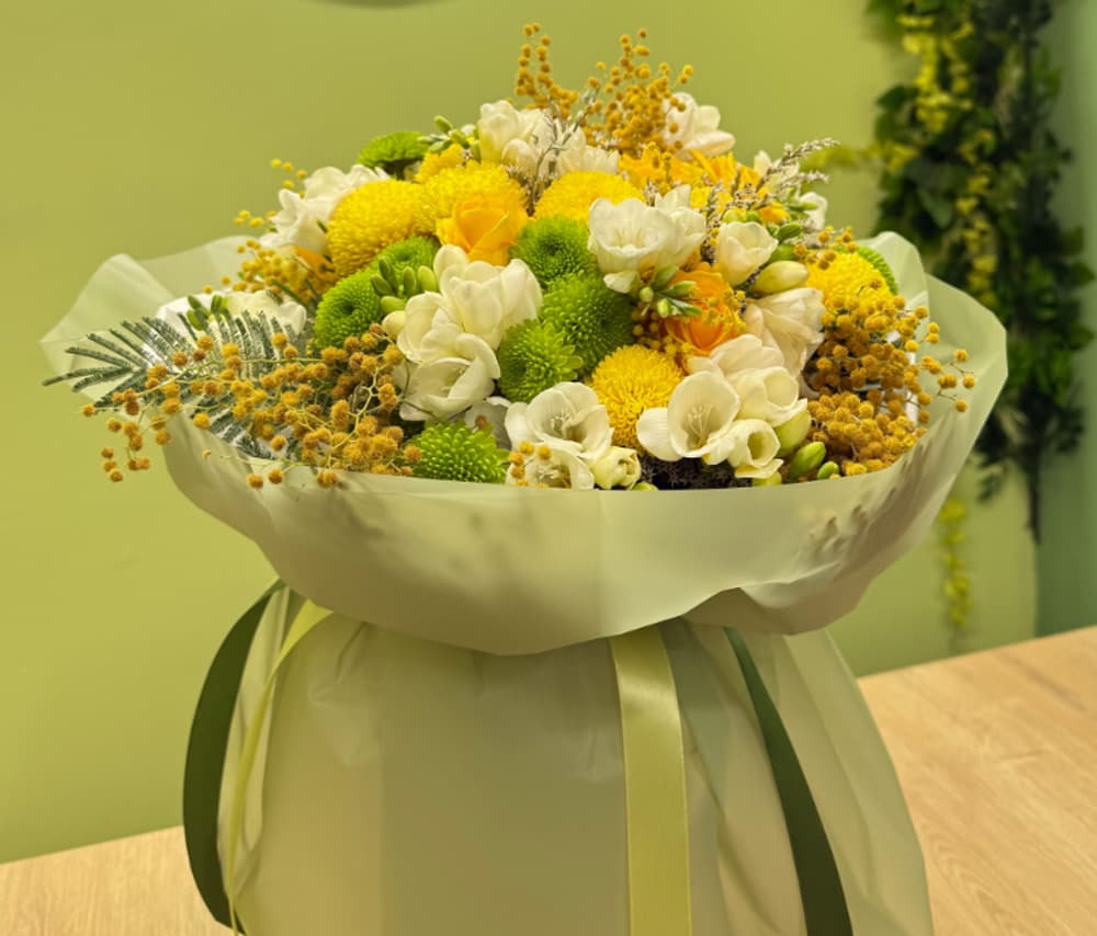 Ծաղկեփունջ «Sunset Petals»