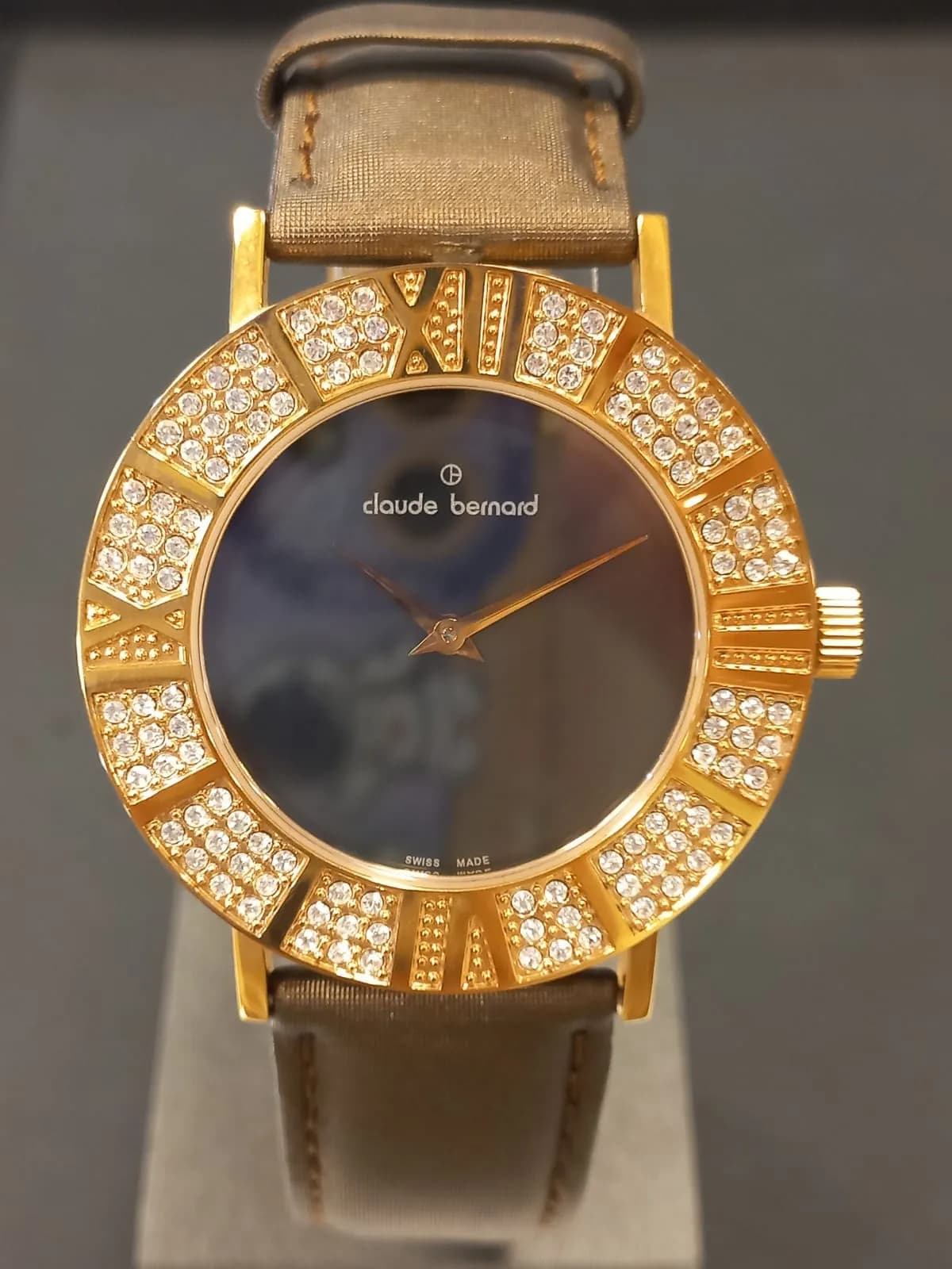Կանացի ժամացույց Claude Bernard KW61170