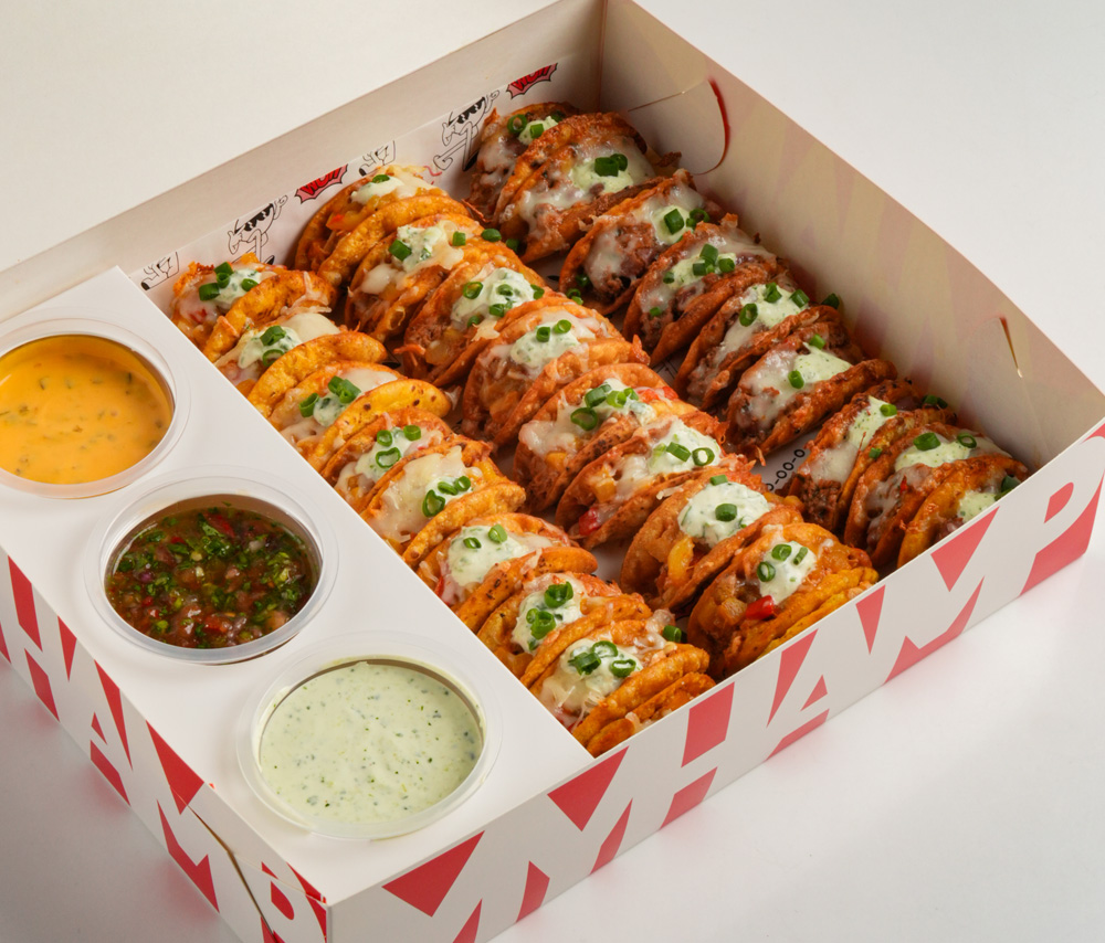 Mini tacos N27 and 3 small sauces