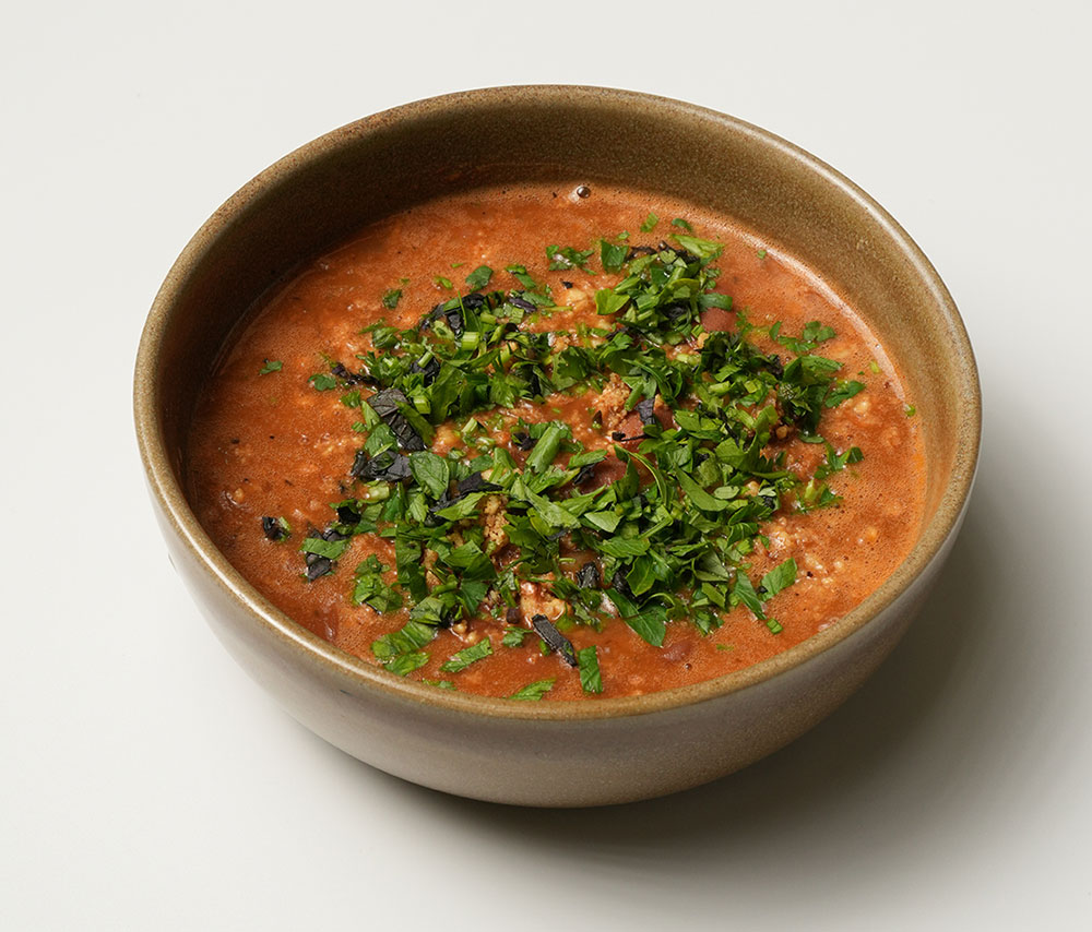 Լոբով և տավարի պոչով ապուր