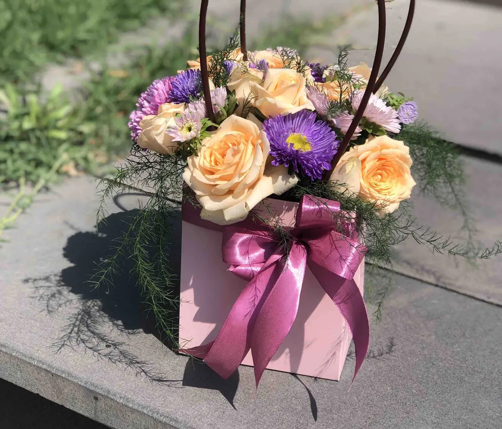 Ծաղկային կոմպոզիցիա N2