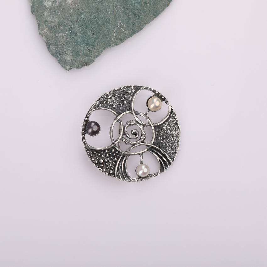 Արծաթե կախազարդ Սև և սպիտակ Kara Silver