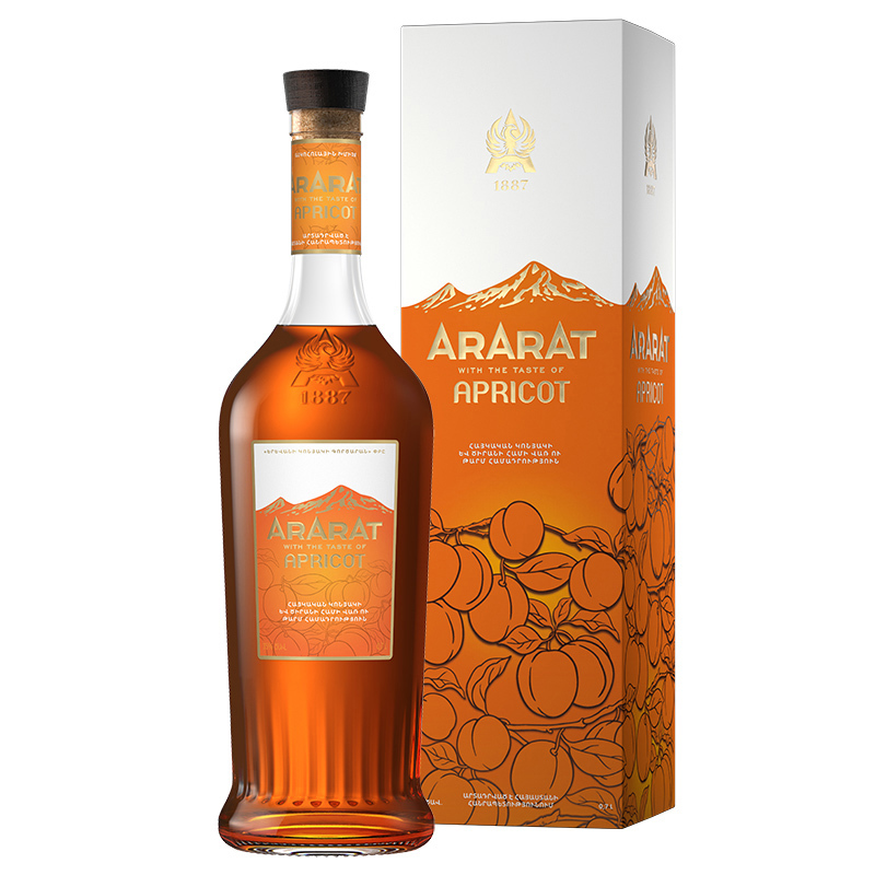 Apricot alcoholic drink 