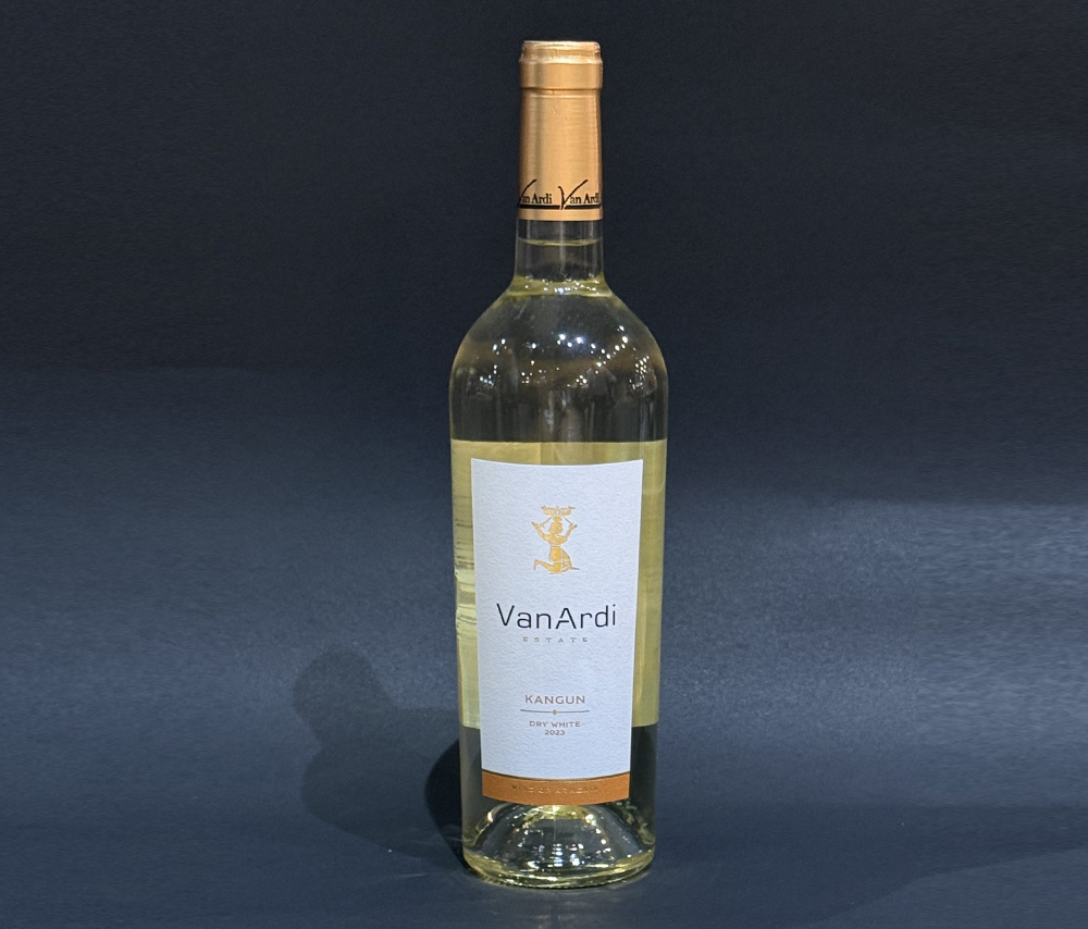 White wine Van Ardi /Kangoun/