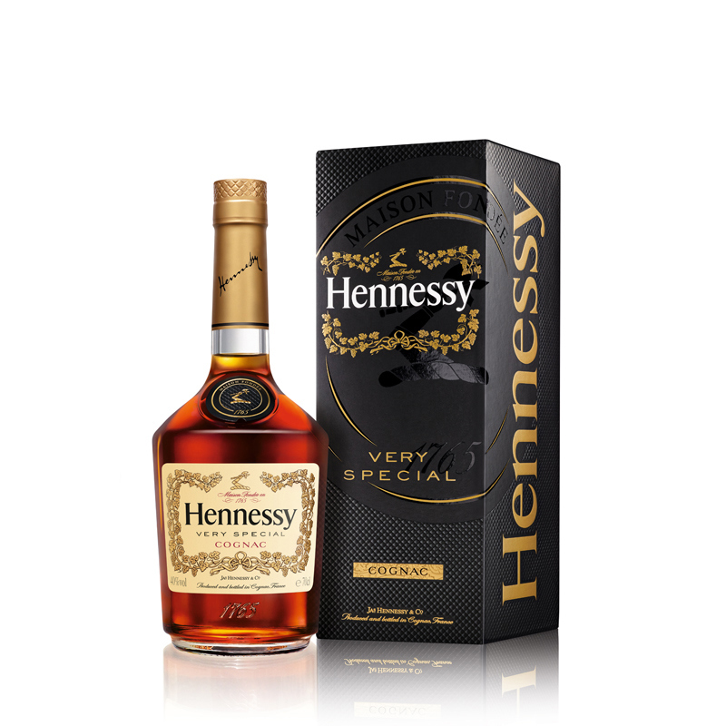 Коньяк "Hennessy VS" 0.5л 