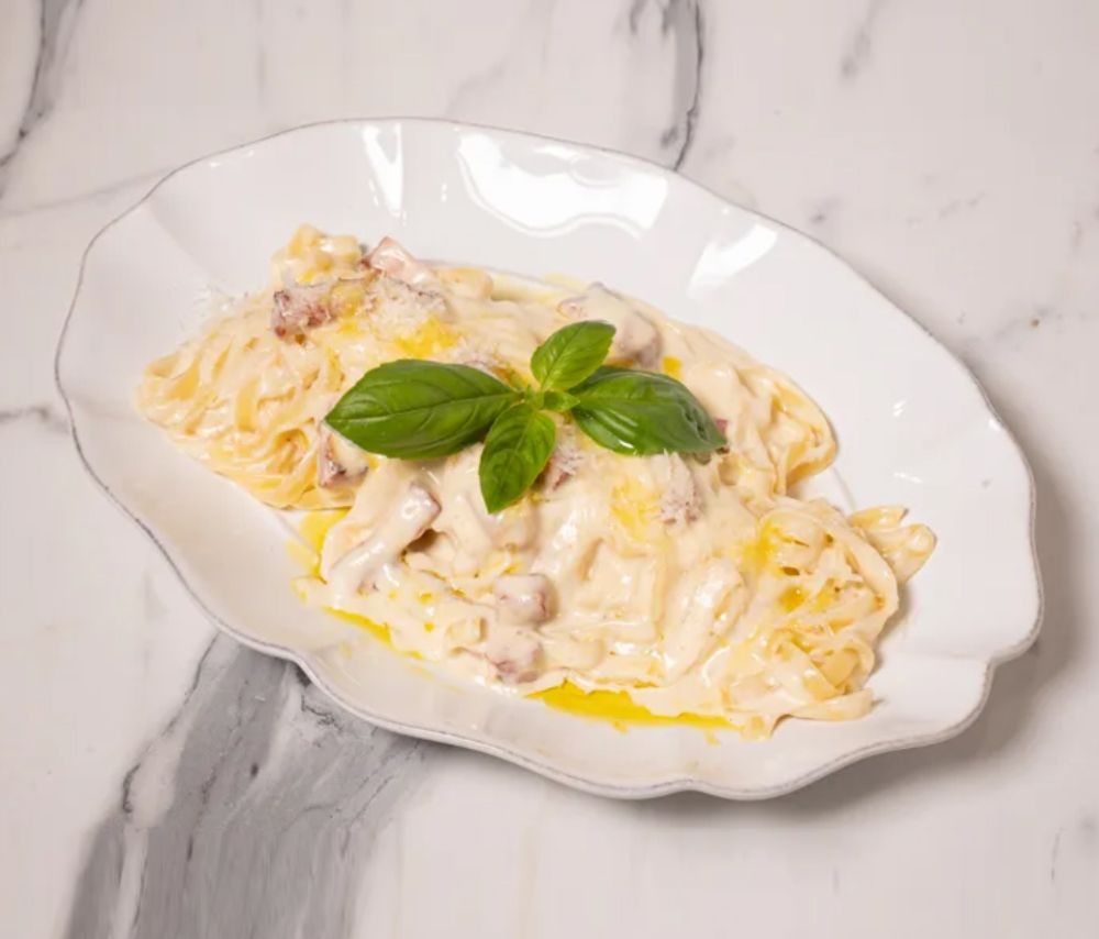 Паста Алфредо с курицей гриль