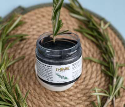 Scrub mask for oily skin