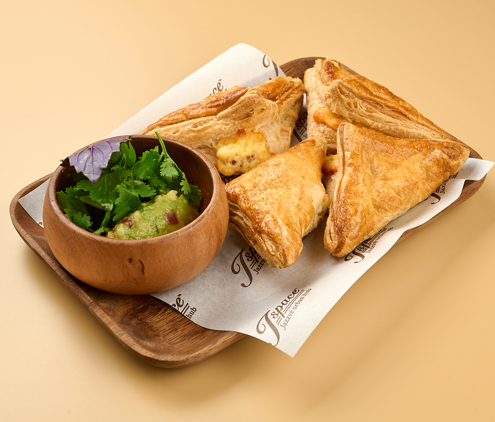 Մինի խաչապուրի գուակամոլե սոուսով