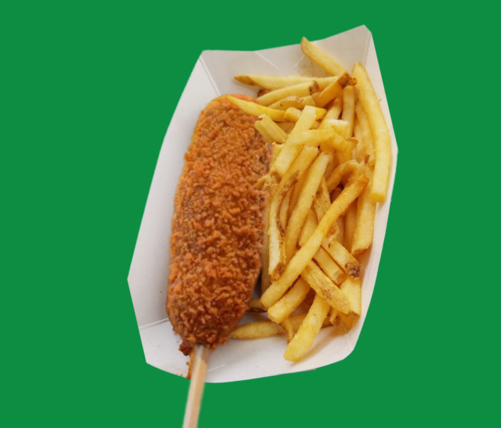 Max Corn Dog Classic + fries