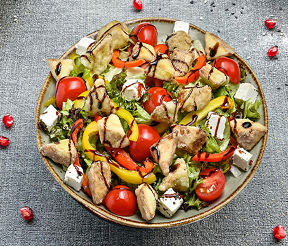 Салат из хрустящих баклажанов