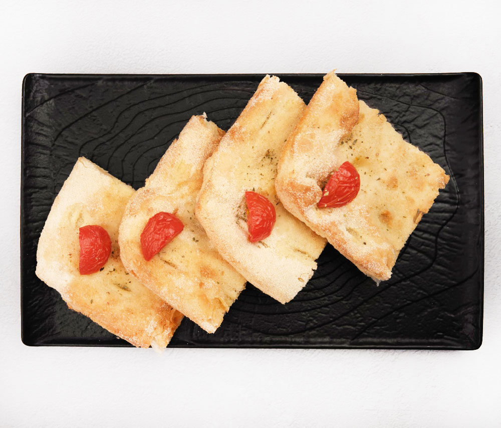 Focaccia with tomatoes
