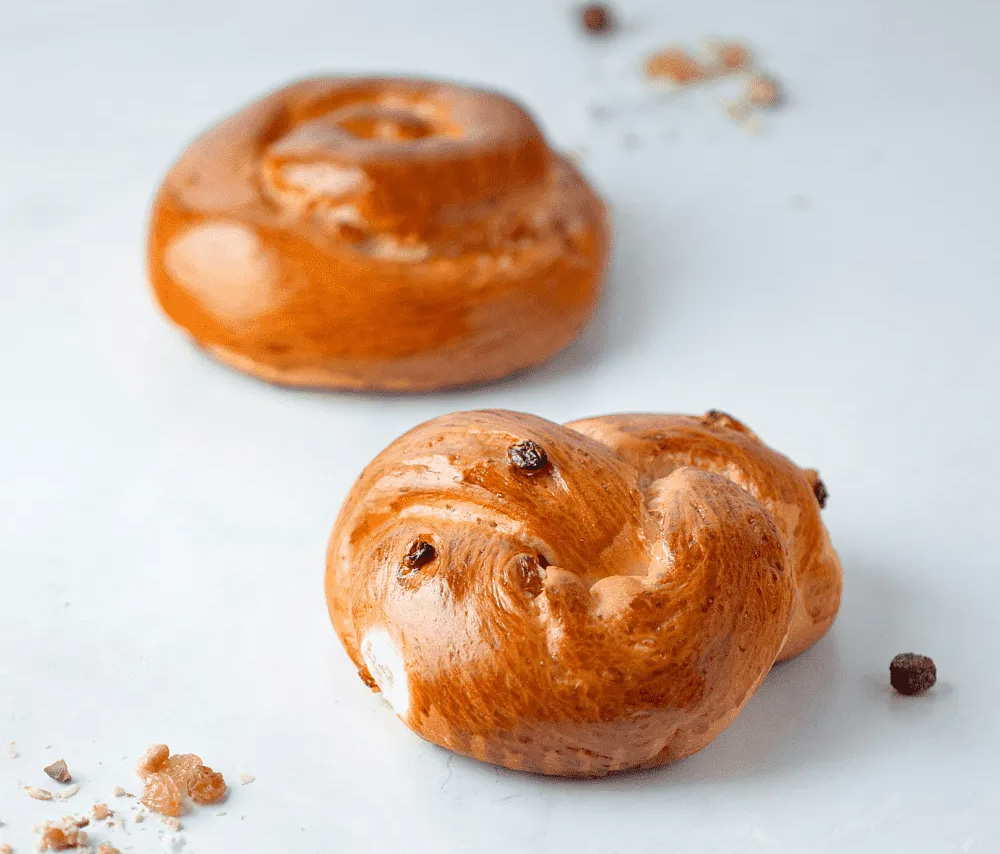 Булки с изюмом "SAS Sweet" 1 шт