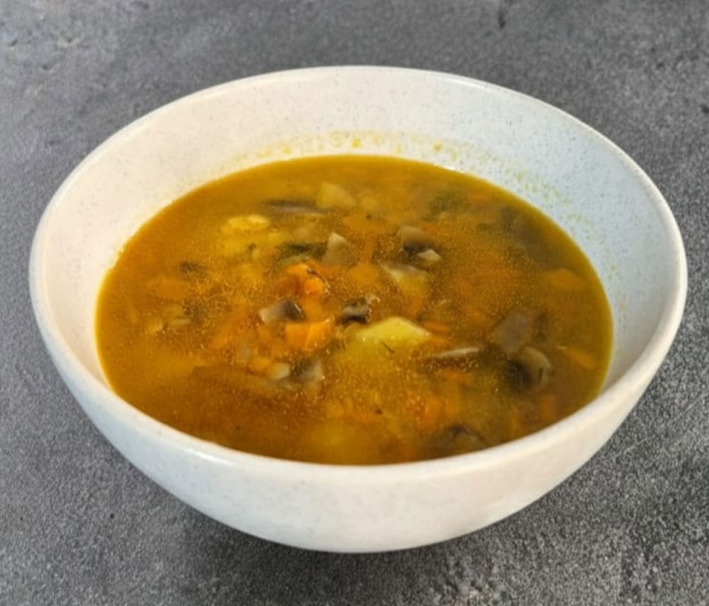 Soup with mushrooms and lentils