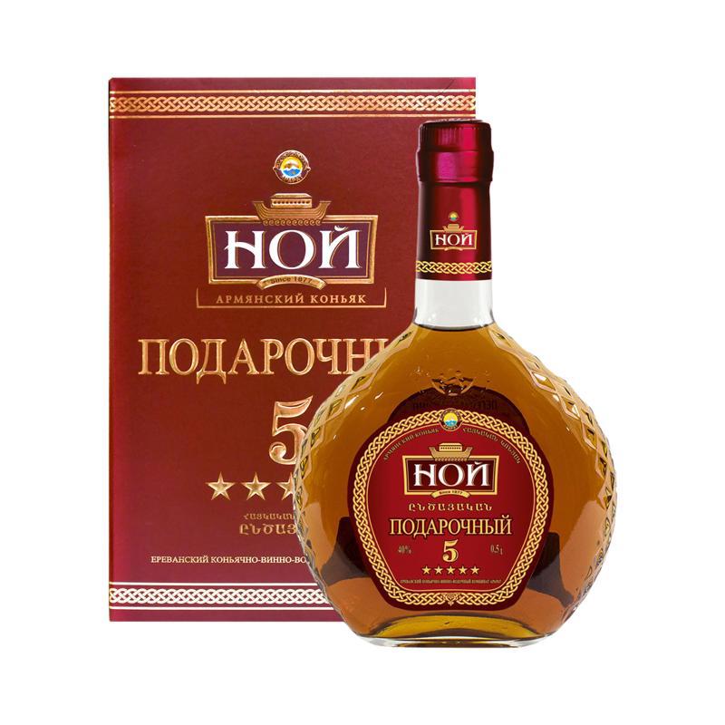Коньяк Ной подарочный 5л (кор.) 0.5л