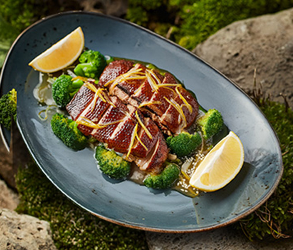 Duck breast with lemon sauce