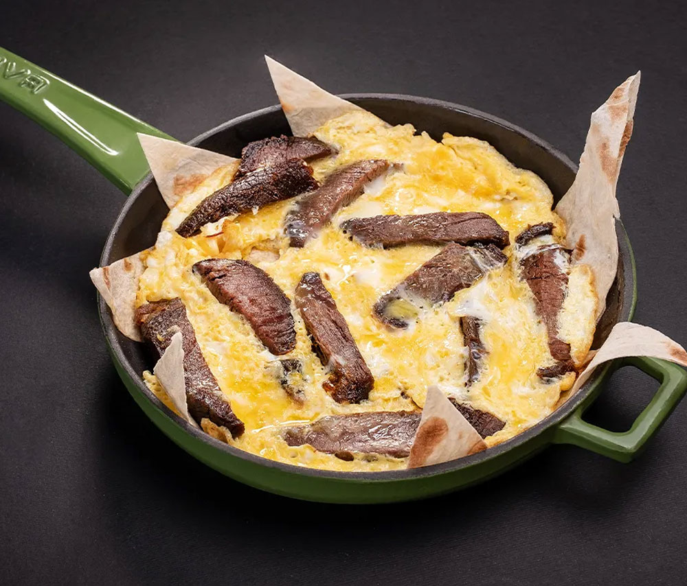 Омлет с кавурмой