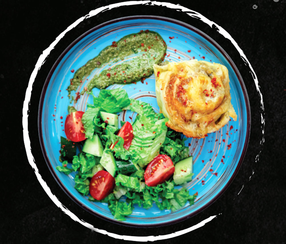 Minibon with pesto sauce + CocaCola Square One