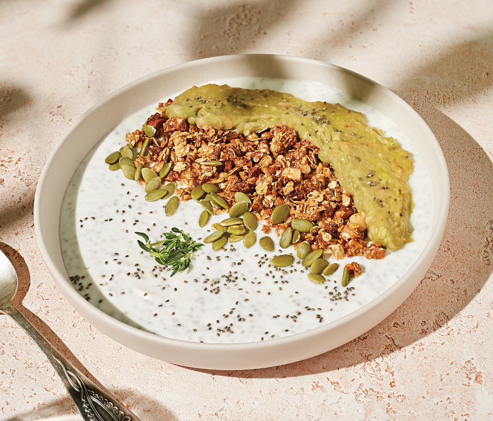 Չիա Հունական Յոգուրտով և Ավոկադոյով