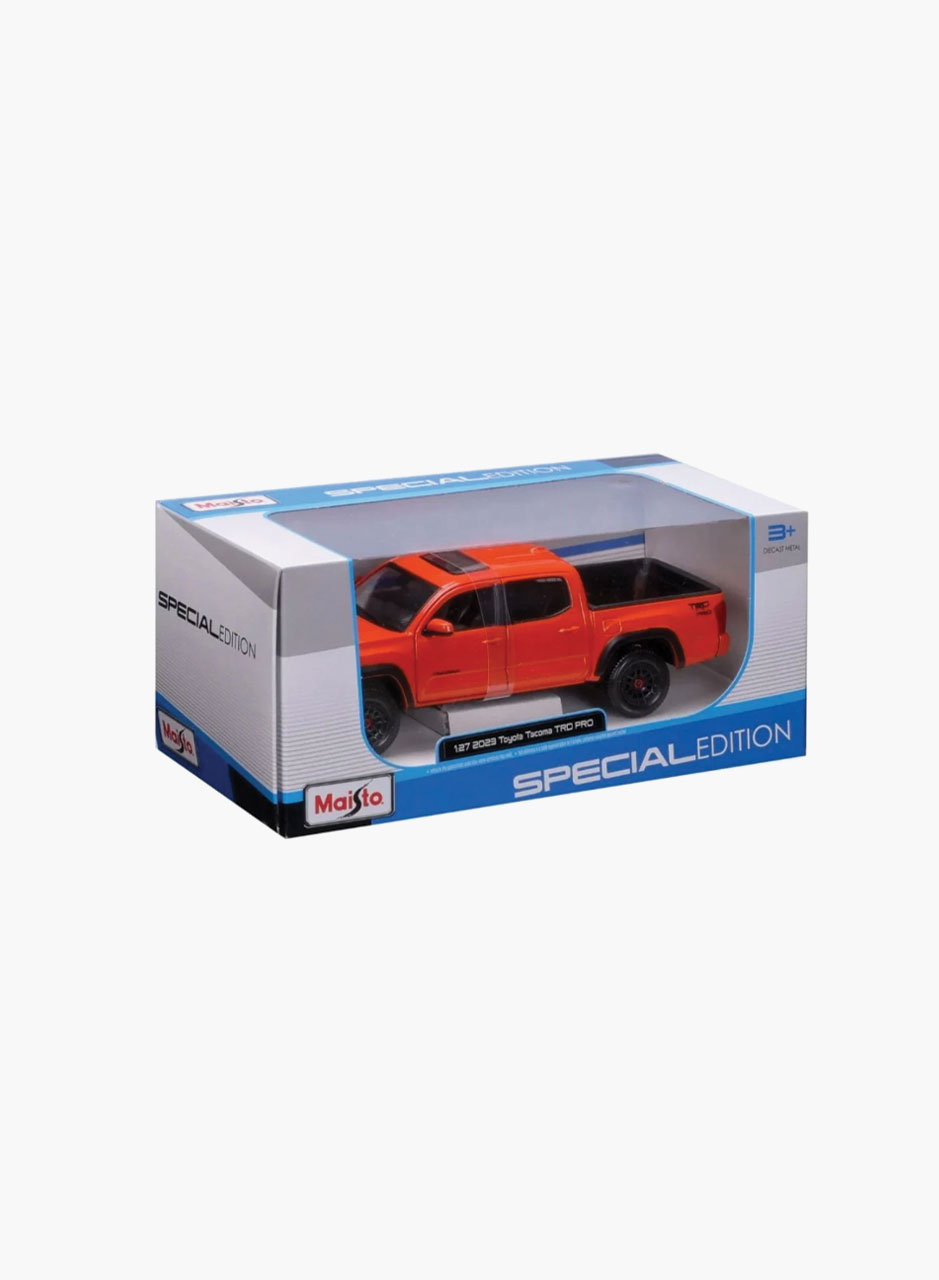 Maisto Машина "2023 Toyota Tacoma" Scale 1:24