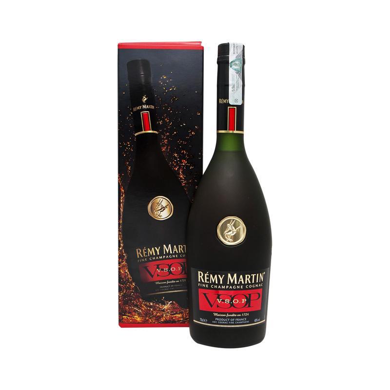 Коньяк Remy Martin V.S.O.P.(кор.) 0.7л