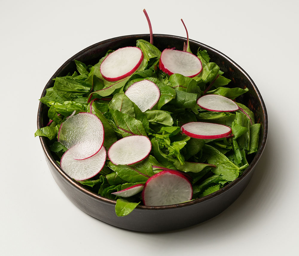 Միքս աղցան նռան սոուսով