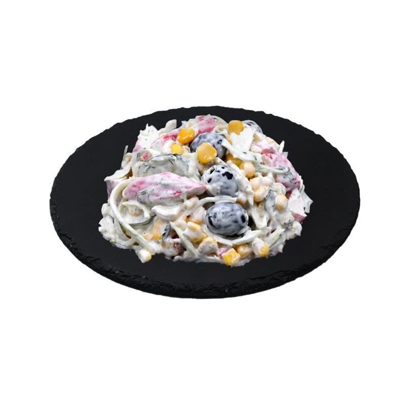 Աղցան խեցգետնի ձողիկներով և ձիթապտղով կգ