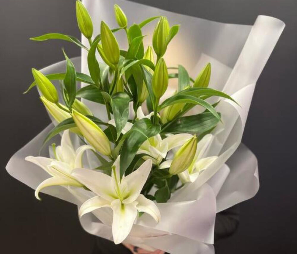 Սպիտակ շուշանների փունջ  (3 հատ)