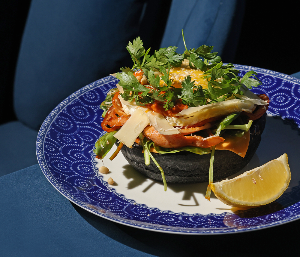 Խոզապուխտով Տոստ