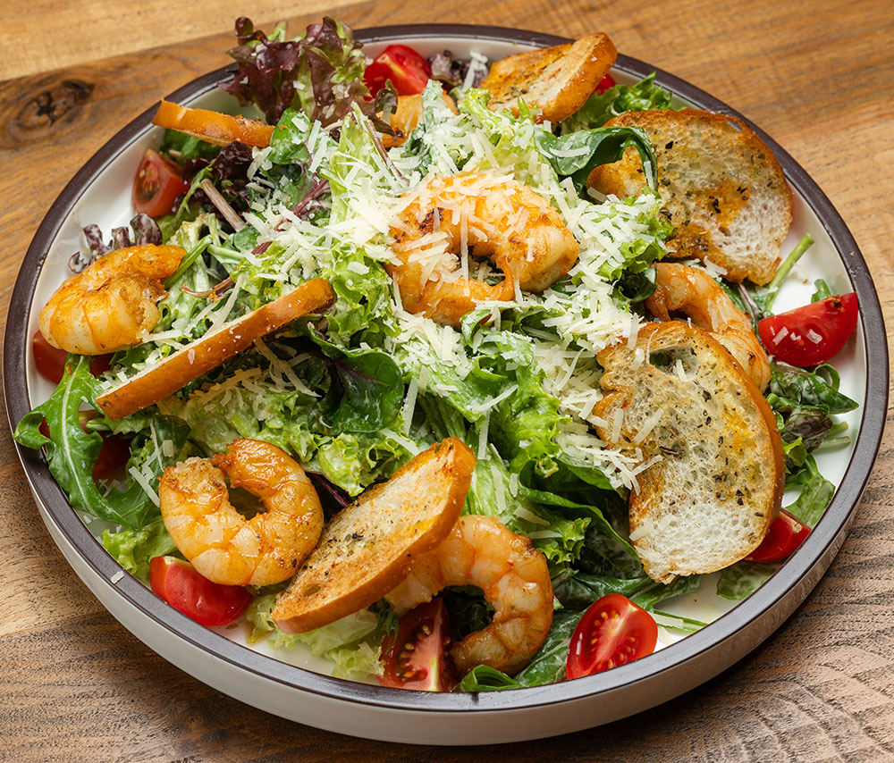 Caesar salad with shrimps