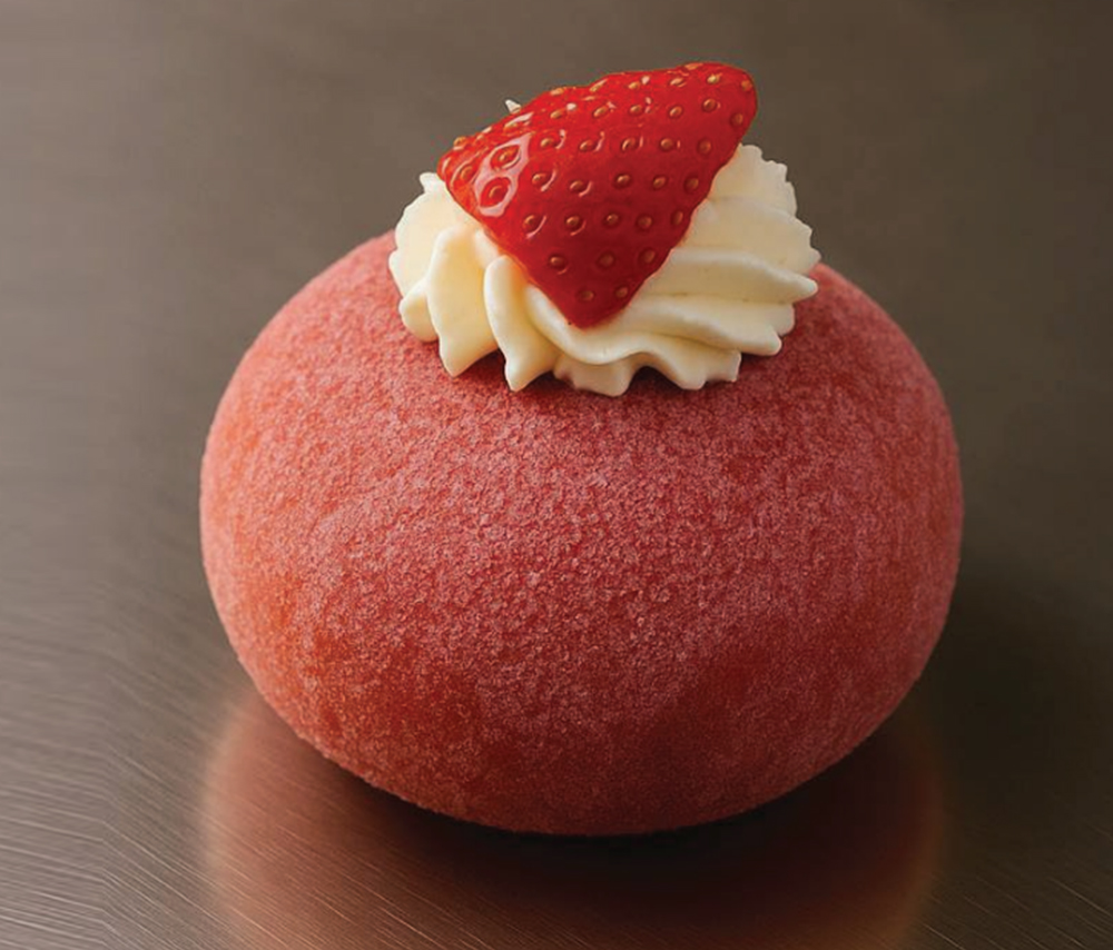 Strawberry and mascarpone donut