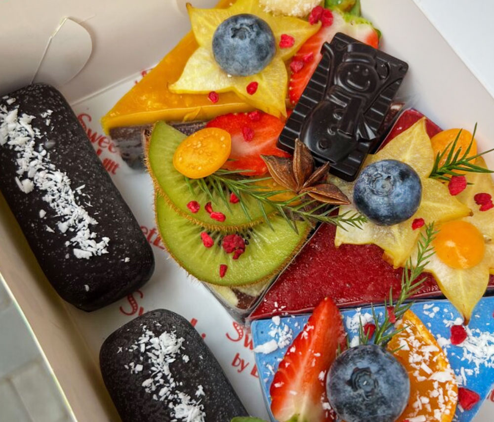 Cake and candy bar collection Vegan