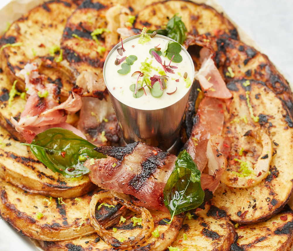 Наш любимый копченый картофель