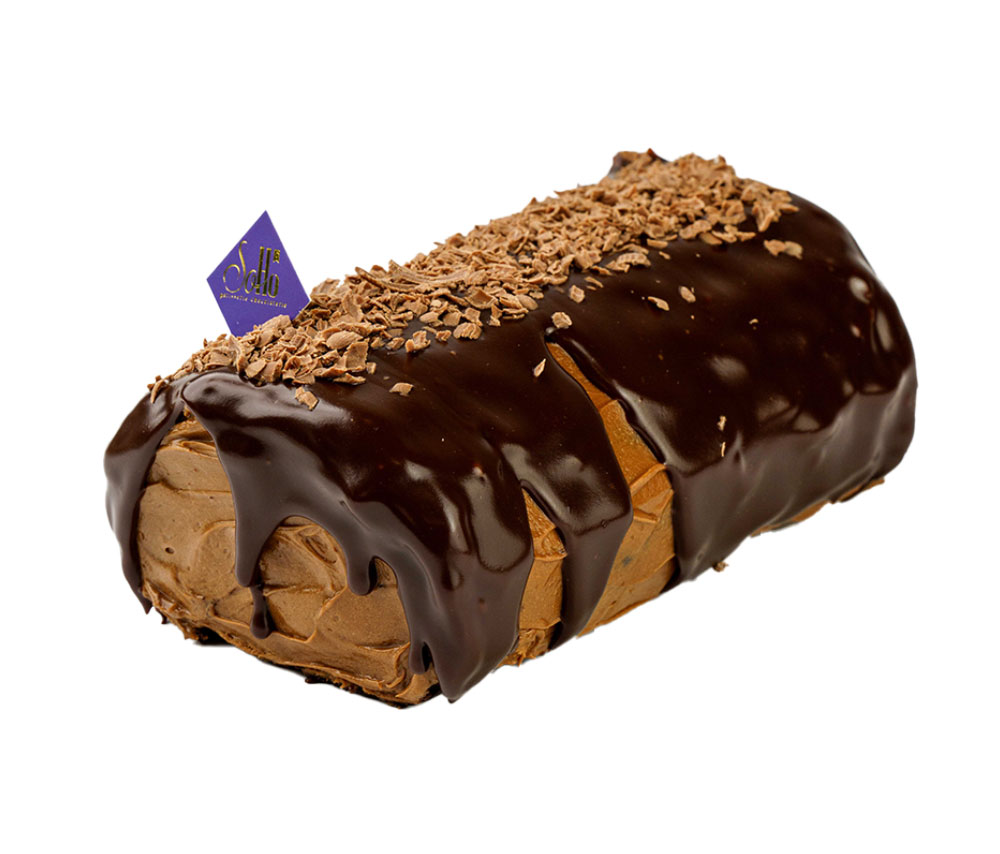 Chocolate cake roll